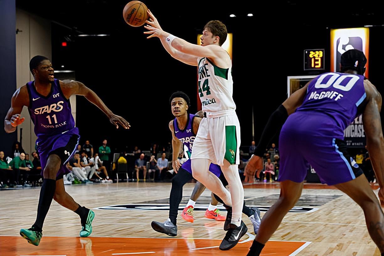 开云app下载-进攻效率很不理想，凯尔特人后场新秀在发展联盟也打得有些吃力？