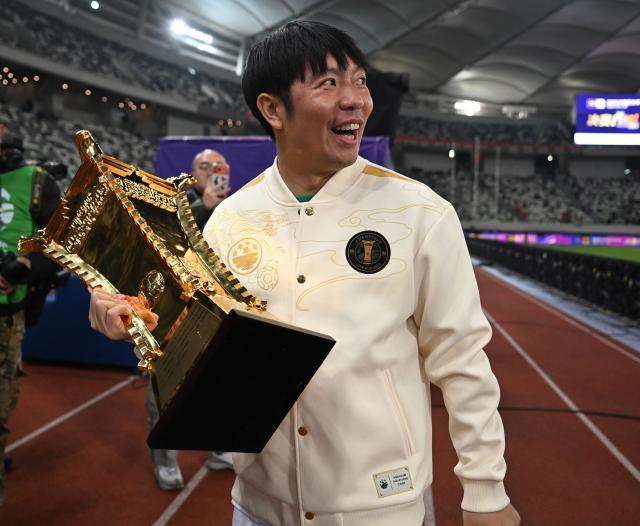 开云app下载-【五冠耀京城】张稀哲——心中的那团火仍未熄灭