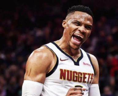 开云体育官网-韦少与国王相互有意 历史三双王继续留在加州？