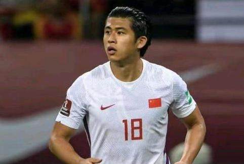 开云体育官网-张玉宁重回国足希望尽快融入：非常荣耀非常珍惜