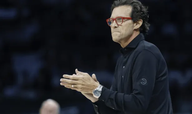 kaiyun-老鹰终结四连败继续位居东部第十，将主场迎战太阳