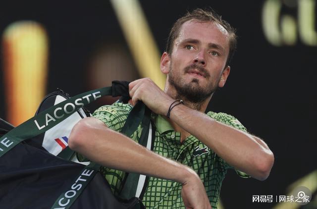 开云体育下载-41名ATP人员被困迪拜梅总打趣来场闭门赛，周意发文称成战地记者