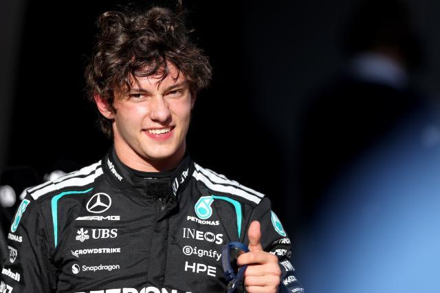 开云app下载-F1中国站安东内利创最年轻杆位纪录 梅奔包揽头排
